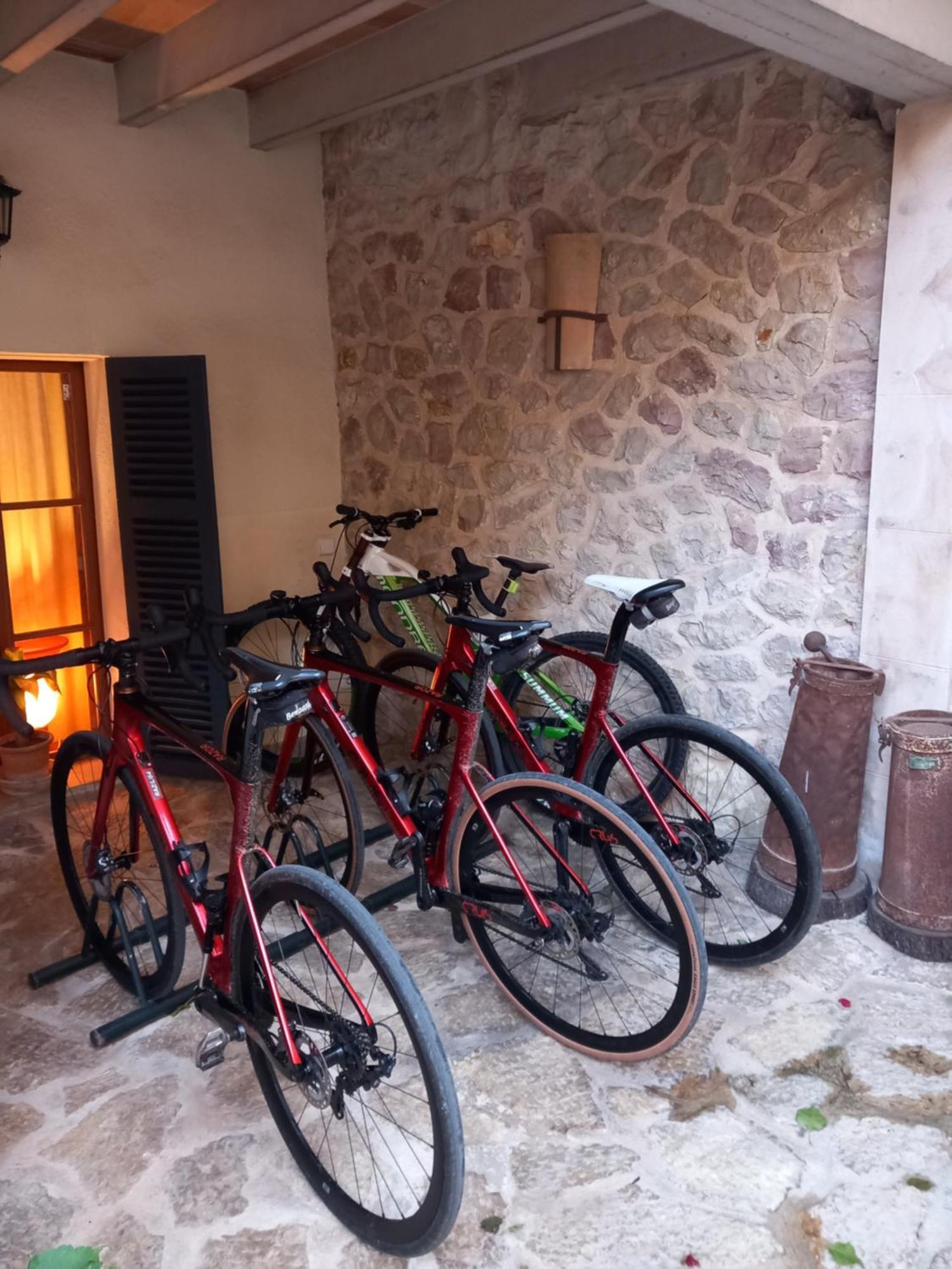 הוילה סינאו Townhouse Sa Casa מראה חיצוני תמונה